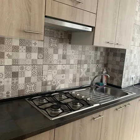 Benjamin Rodriguez Apartment *